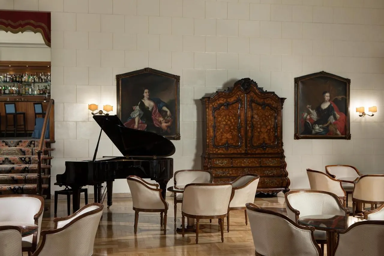 Hotel Quirinale Rome 4*,